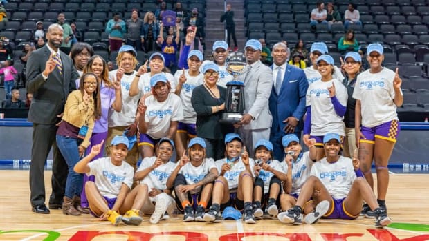 Lady Golden Bears win first SIAC Tournament Title; Credit: Nicholas G. Jackson